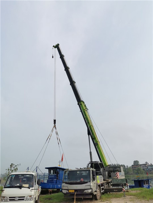 龙陵县桥梁建设吊装案例